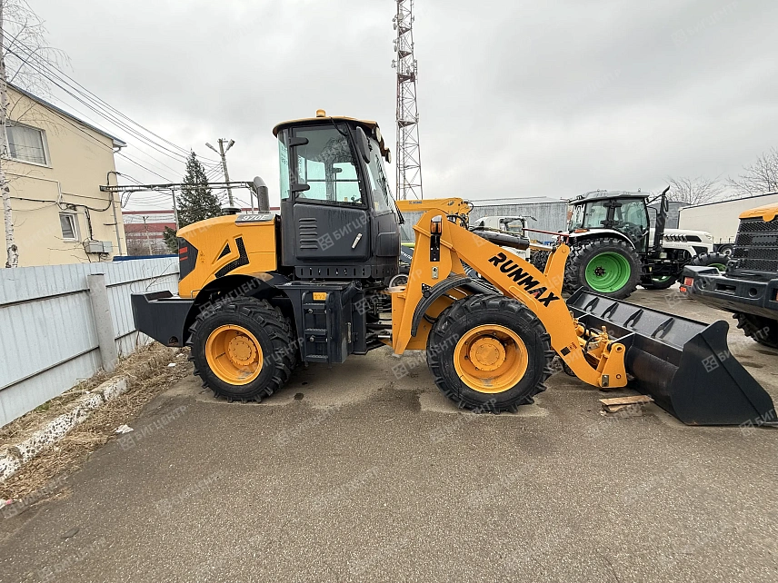 Фронтальный погрузчик RMX 970E (835CAJ12056 от 01.23)