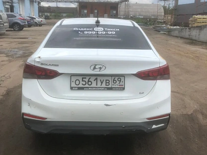 Легковой авто Hyundai Solaris 2947 - (АЛ)