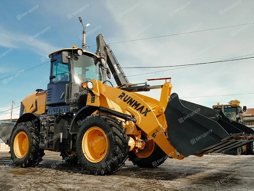 Фронтальный погрузчик RMX (RUNMAX) 950E