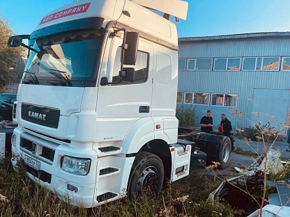 Тягач седельный КАМАЗ 5490-S5 (M1840) 000008325 - (АЛ)