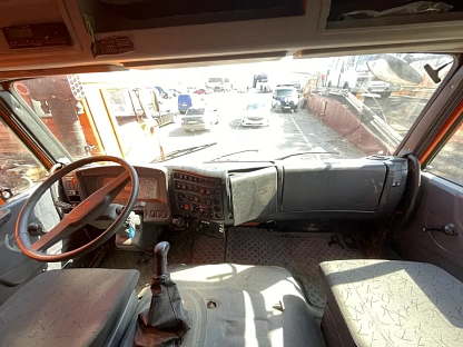 Самосвал КАМАЗ 6520-53 000008379 - (АЛ)