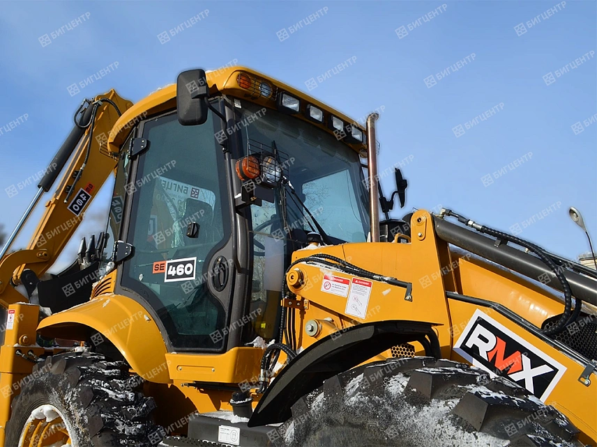 Экскаватор-погрузчик RMX (RUNMAX) SE460 ***3931