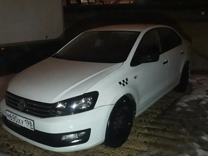 Легковой авто VOLKSWAGEN Polo 6164 - (АЛ)