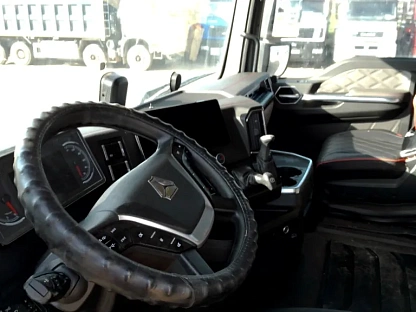 Тягач седельный Sitrak ZZ4186V391HE 000008217 - (АЛ)