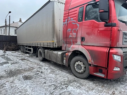 Тягач седельный Sitrak ZZ4186V391HE 000007619 - (АЛ)