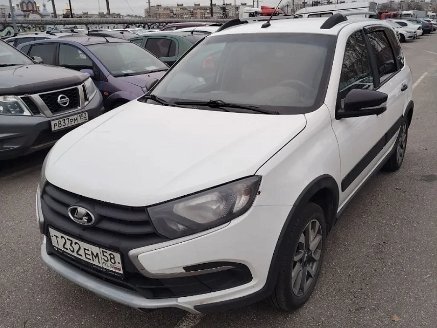 Легковой авто Lada Granta Cross 4902 - (АЛ)