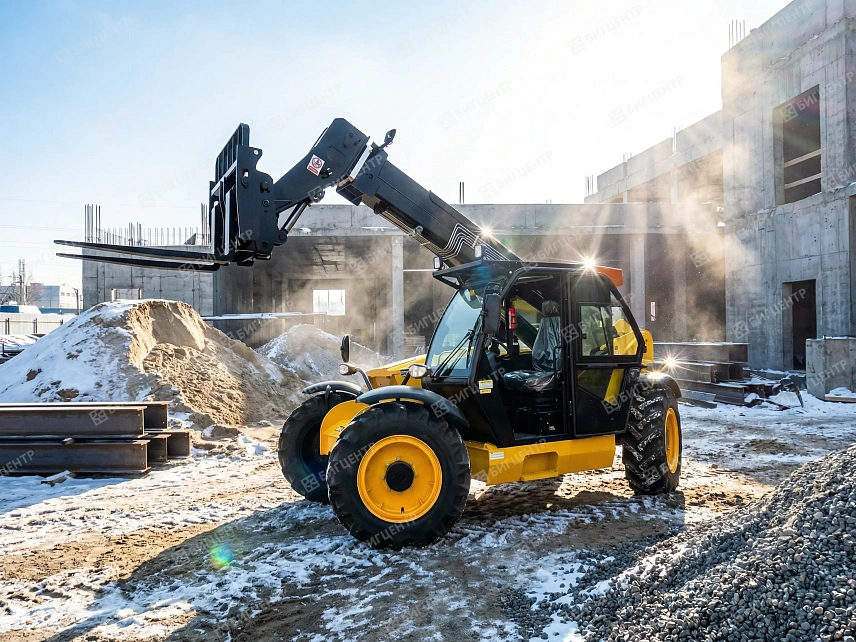 Телескопический погрузчик RMX TLH457E