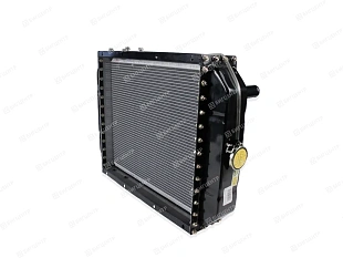Радиатор водяной двигатель YUCHAI 50 kWt YCD4R11G-68 (4105) (патрубок справа)