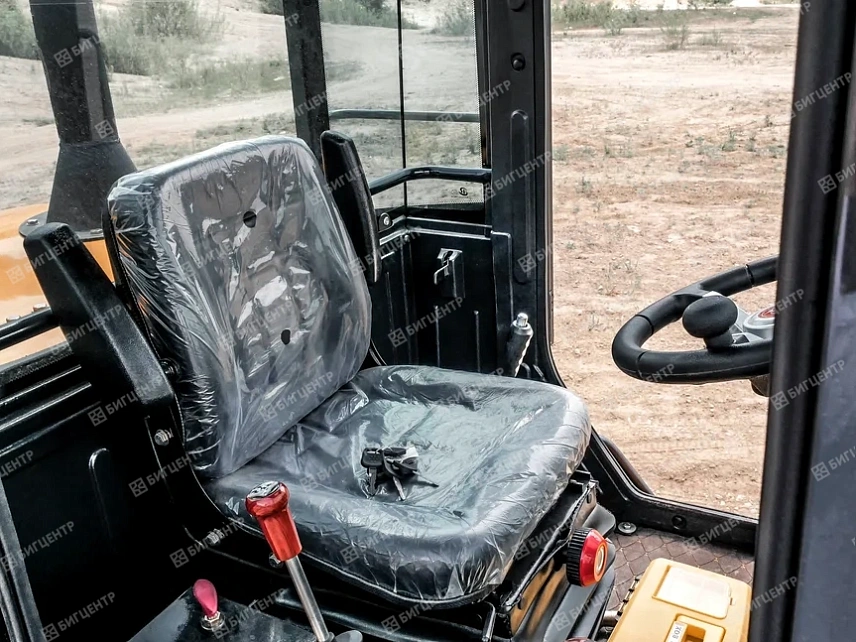 Фронтальный погрузчик RMX 960E