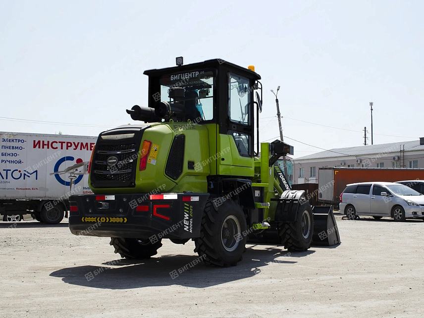 Фронтальный погрузчик FORMANN FX712