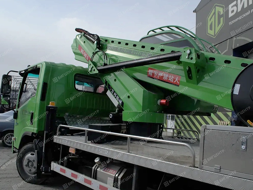 Автовышка ISUZU DS-30.5