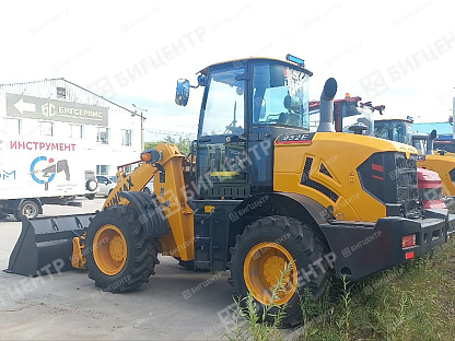 Фронтальный погрузчик RMX (RUNMAX) 952E (БЦ) ***2092