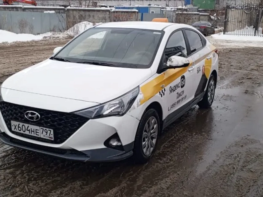 Легковой авто Hyundai Solaris 5591 - (АЛ)