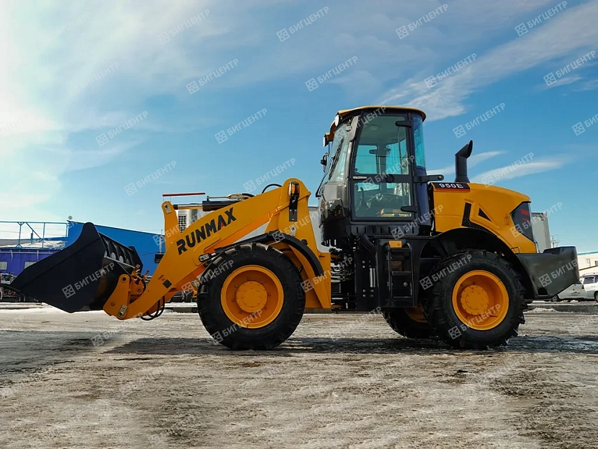 Фронтальный погрузчик RMX (RUNMAX) 950E