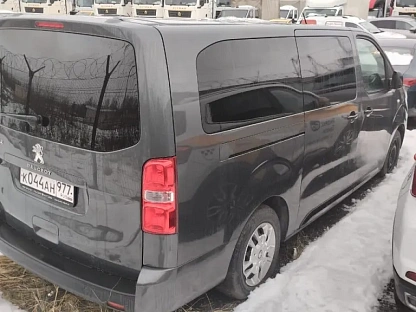 Легковой авто PEUGEOT Traveller 5923 - (АЛ)