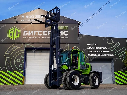 Фронтальный погрузчик с вилами FORWARD TE660FR-III 