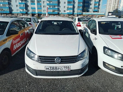 Легковой авто Volkswagen Polo 4647 - (АЛ)