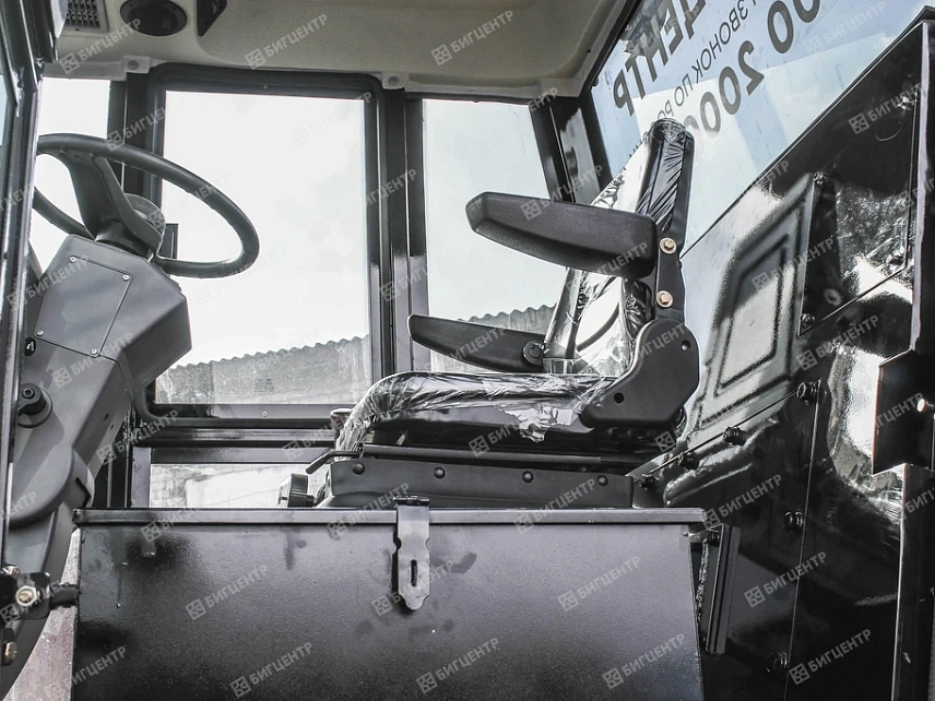 Одновальцовый вибрационный каток RMX SR214EH