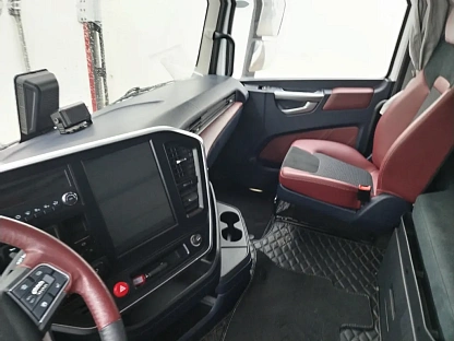 Тягач седельный SANY D495ASE-44 000007994 - (АЛ)