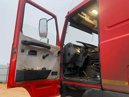 Самосвал МАЗ 650108-8230-005 000008305 - (АЛ)