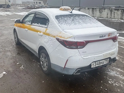 Легковой авто KIA Rio 5657 - (АЛ)