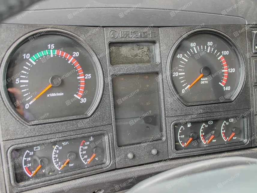 Самосвал SHACMAN F3000 6X4 336 л.с