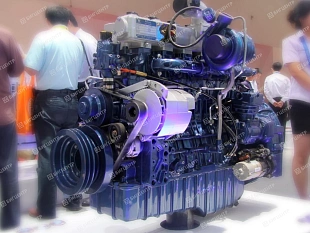 Двигатель WEICHAI WP7NG270E51