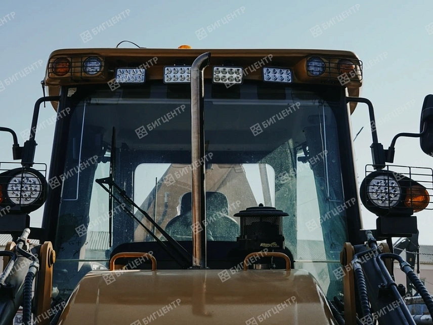 Экскаватор-погрузчик SHANMON 388H