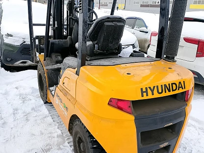 Погрузчик Hyundai 30D-9E 000007422 - (АЛ)