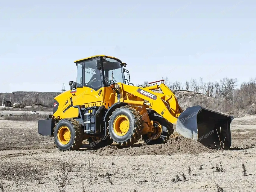 Фронтальный погрузчик RMX 930E