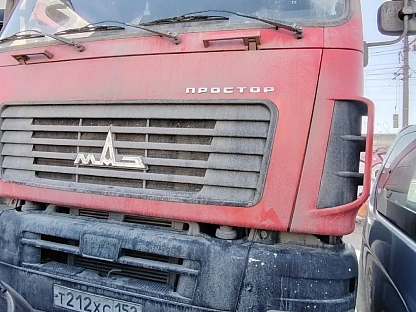 Тягач седельный МАЗ 643028-570-020 000007906 - (АЛ)