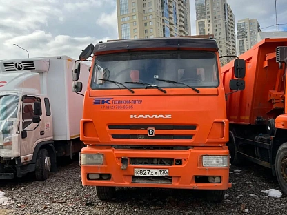 Самосвал КАМАЗ 6520-53 000008050 - (АЛ)