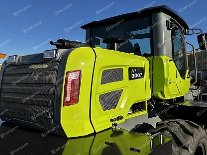 Фронтальный погрузчик с телескопической стрелой FORWARD TL3007