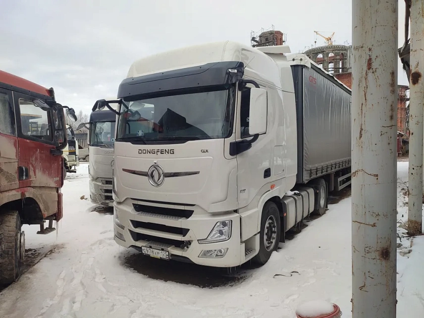 Тягач седельный DongFeng DFH4180 000007721 - (АЛ)