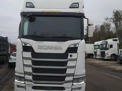 Тягач седельный SCANIA S 440 A4x2NA 4847 - (АЛ)