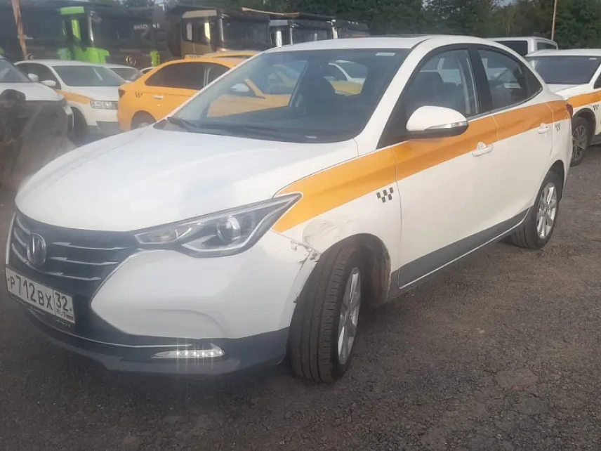 Легковой авто Changan Alsvin 3275 - (АЛ)