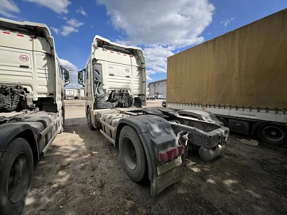 Тягач седельный Sitrak ZZ4186V391HE 000007540 - (АЛ)