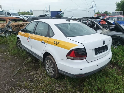 Легковой авто Volkswagen Polo 3152 - (АЛ)