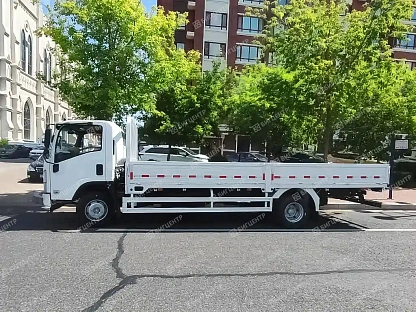 Бортовой грузовик ISUZU ELF 6т