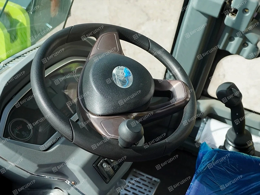 Фронтальный погрузчик FORWARD 626EF