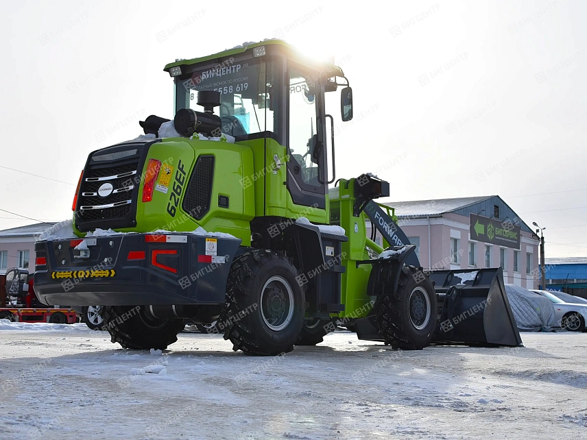 Фронтальный погрузчик FORWARD 626EF