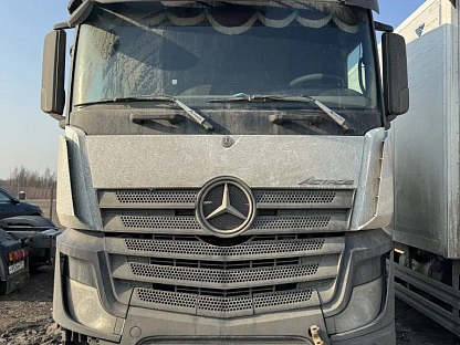 Тягач седельный Mercedes-Benz Actros 5 1842 LS (BigSpace) 000007714 - (АЛ)