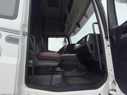 Тягач седельный FAW CA4180P77K25E5 000008567 - (АЛ)