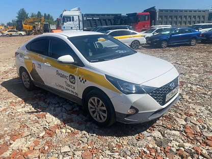 Легковой авто Hyundai Solaris 5071 - (АЛ)