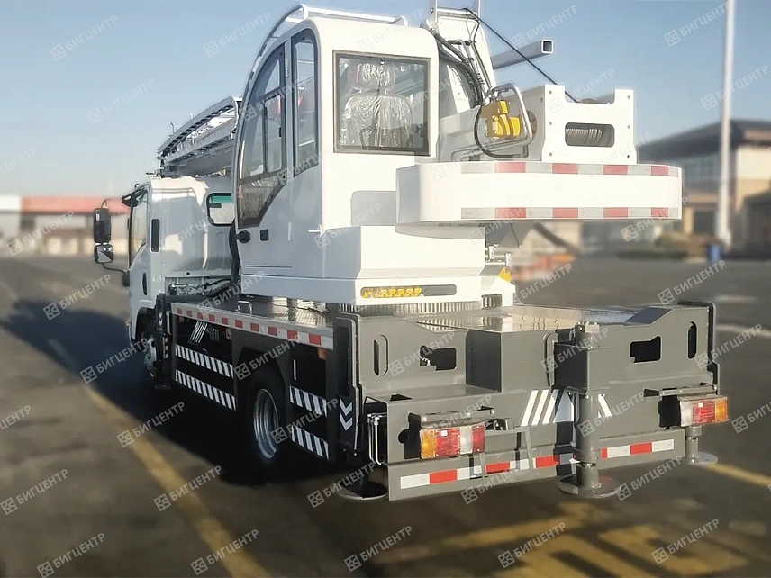 Бурильно-крановая машина ISUZU ELF 5т