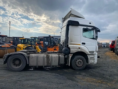Тягач седельный КАМАЗ 5490-S5 (M1840) 000007696 - (АЛ)