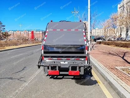 Мусоровоз ISUZU ELF M1 7м³