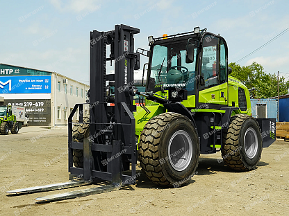 Фронтальный погрузчик с вилами FORMANN TEF615-II 