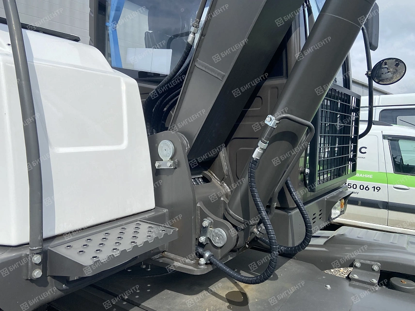 Колесный экскаватор SUPERCAT XR65W (JH5906505M01A7001 от 05.25)