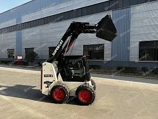 Мини-погрузчик SUPERCAT SR425K 